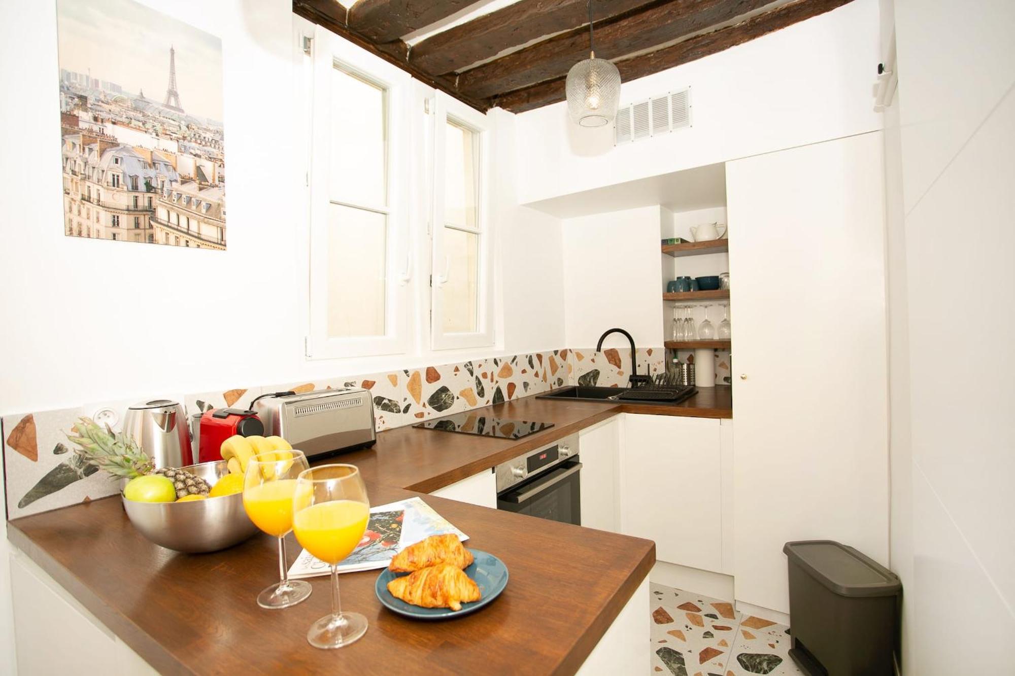 Bnbnova - Ile Saint-louis & Pont De La Tournelle Apartment *